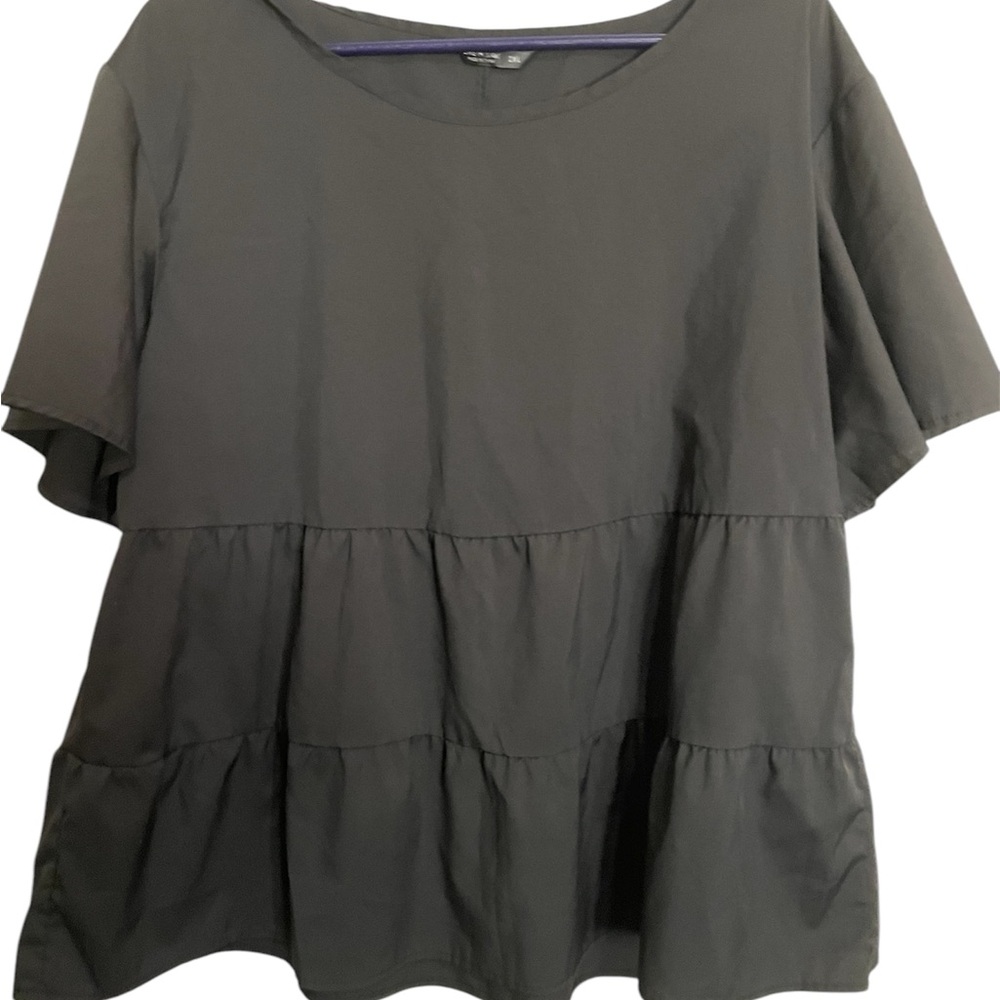 Women's Black Tiered Top